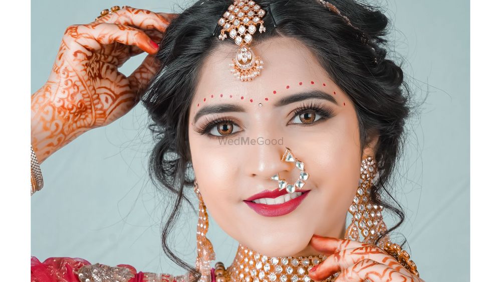 Makeup by Sonali Jain