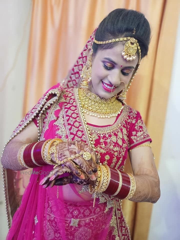 Photo By Queen Beauty Parlour - Bridal Makeup