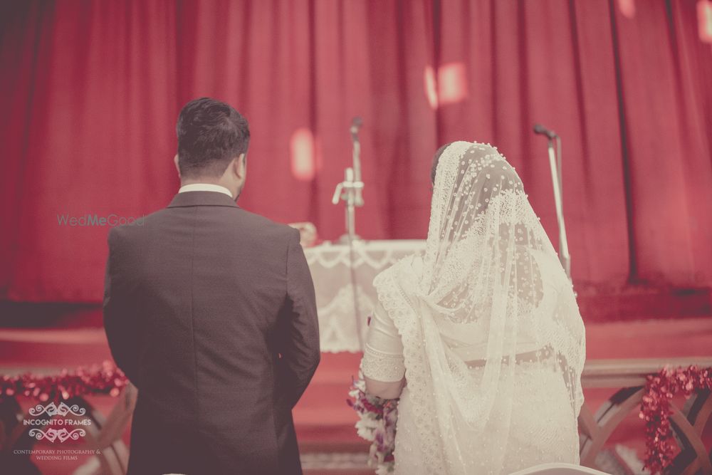 Photo By Incognito Frames - Photographers