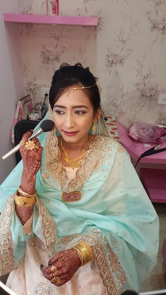 Photo By Zainab Malik Makeovers - Bridal Makeup