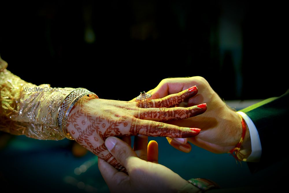 Photo By Kala colour Lab - Photographers