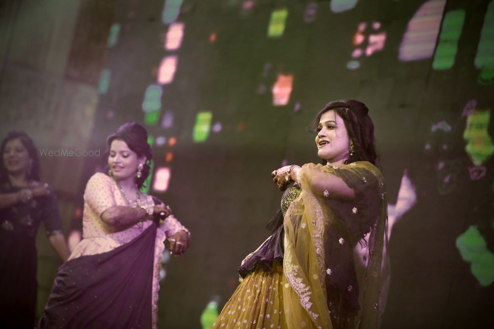 Photo By Kala colour Lab - Photographers