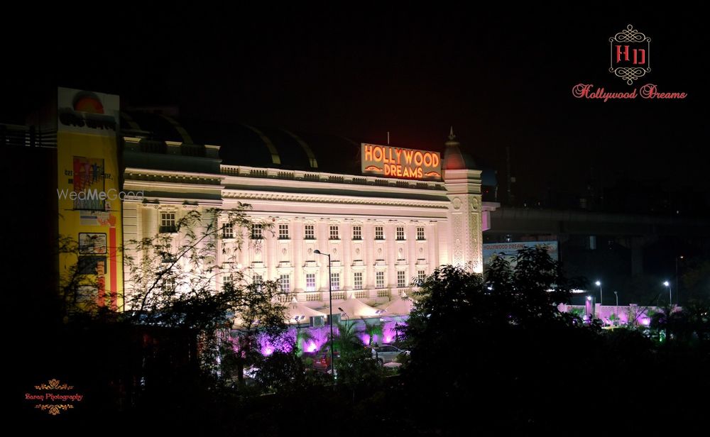 Photo By Hollywood Dreams - Venues