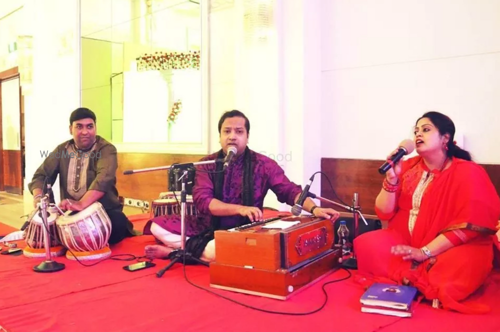 Photo By Shubham Bardhan Ghazal Singer - Wedding Entertainment 