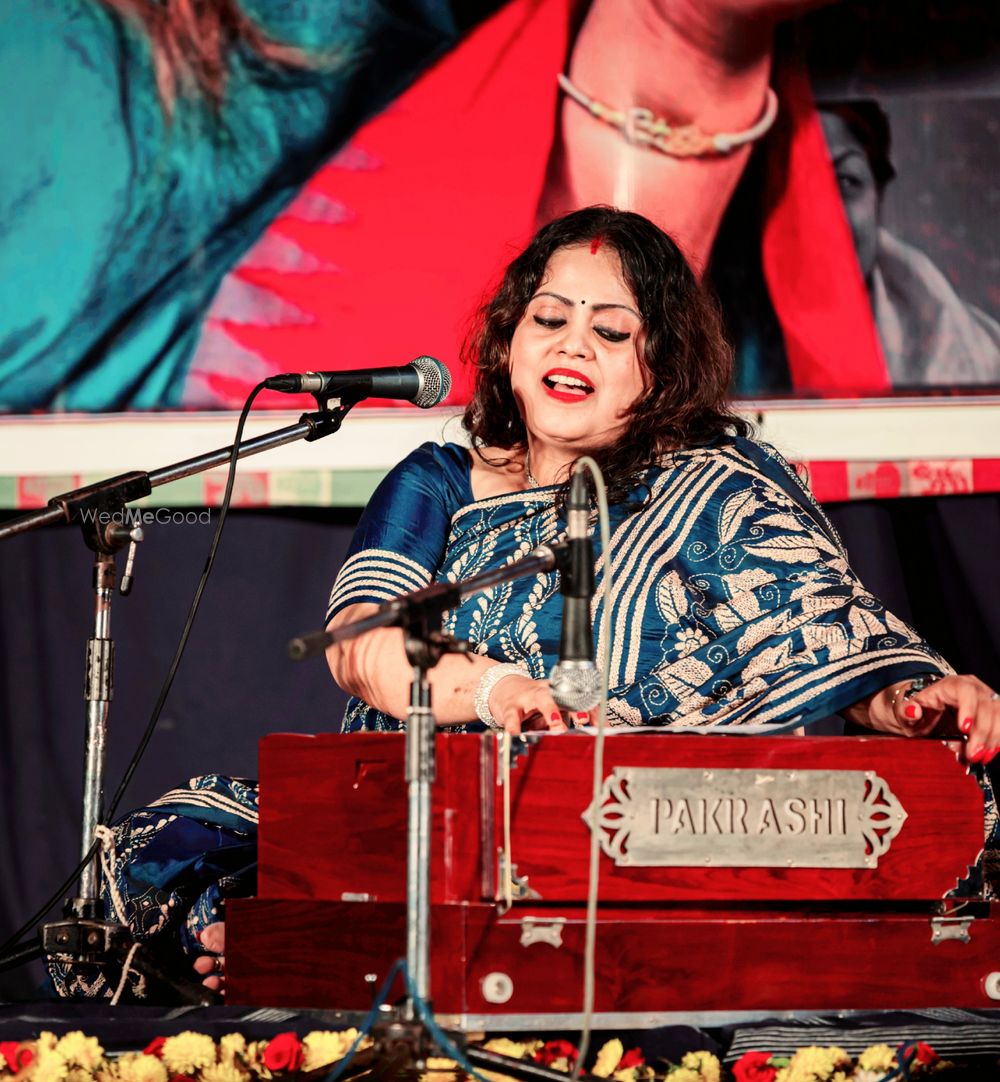 Photo By Shubham Bardhan Ghazal Singer - Wedding Entertainment 