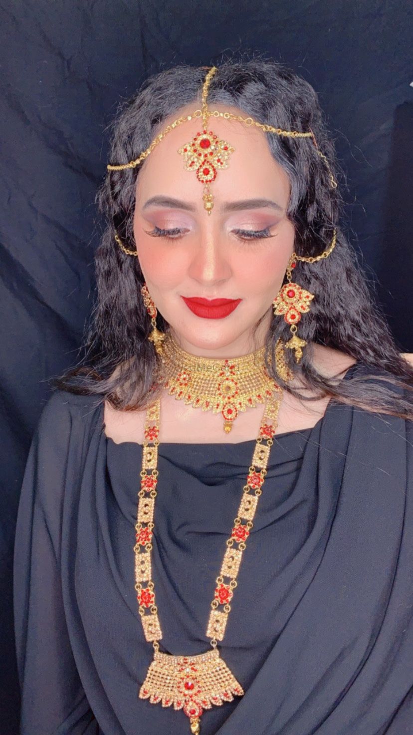 Photo By Sara Khan Makeover - Bridal Makeup