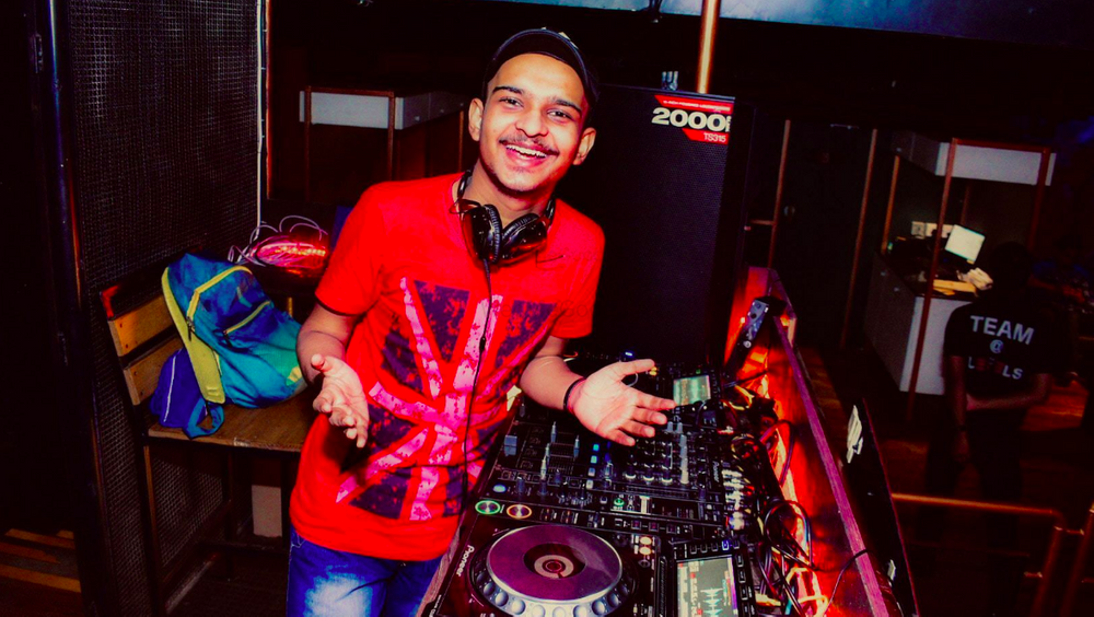 DJ Ayush J