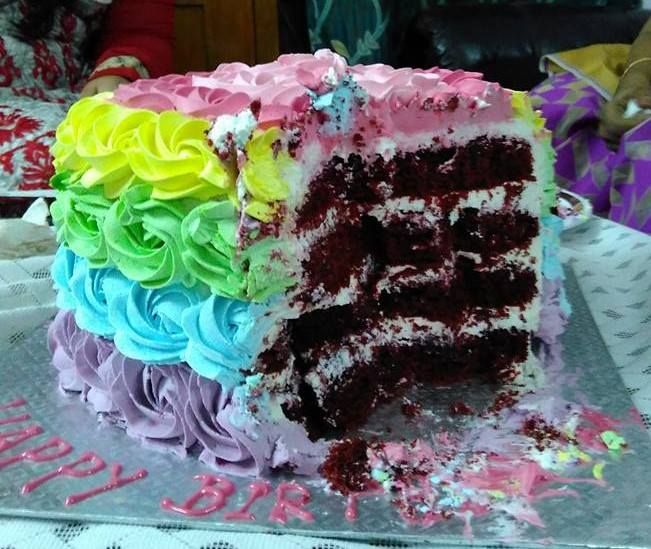 Photo By Doreen's cupcakes & treats - Cake