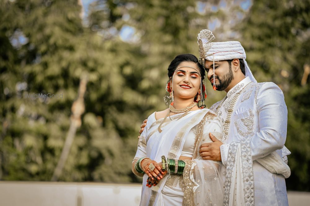 Photo By Darklight Weddings - Photographers