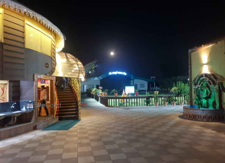 Photo By Sou. Madhuri Yadav Lawn - Venues