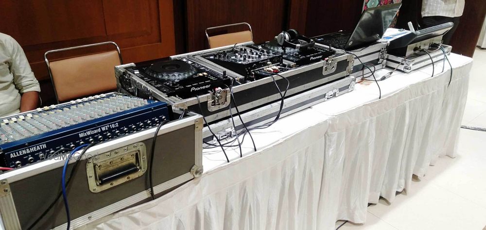 Photo By SJ Brothers - DJs