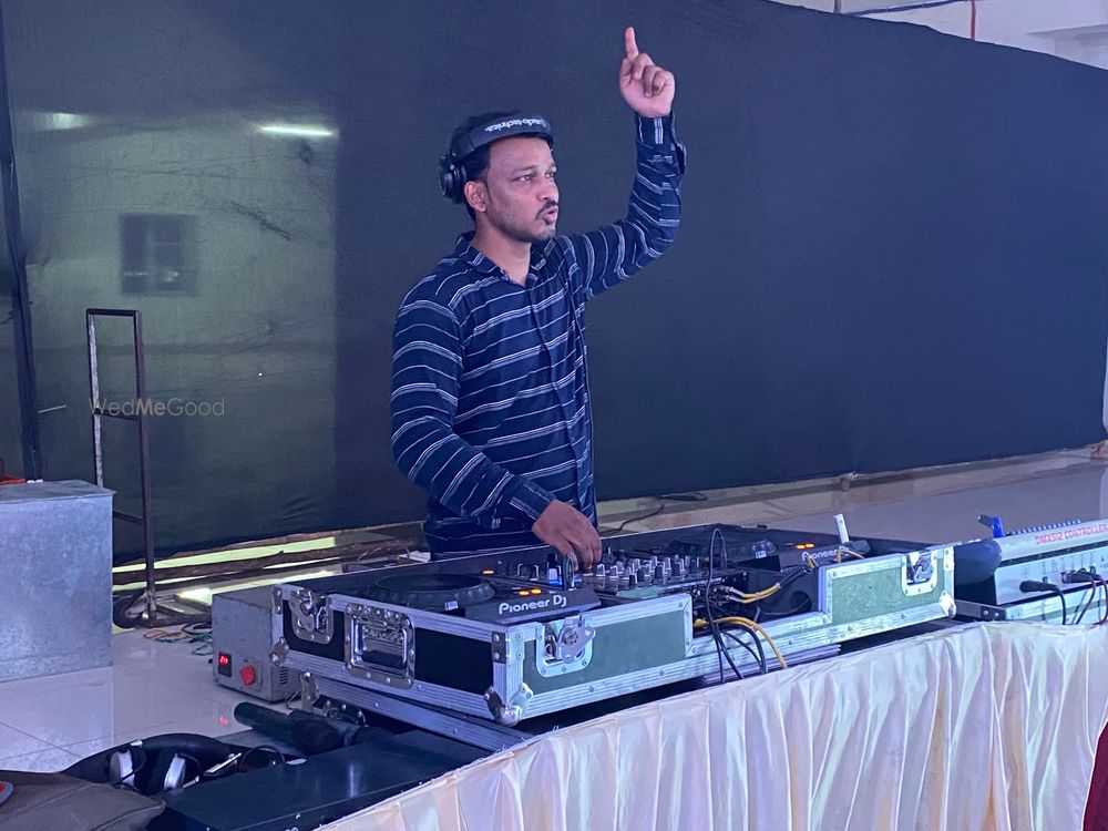 Photo By SJ Brothers - DJs