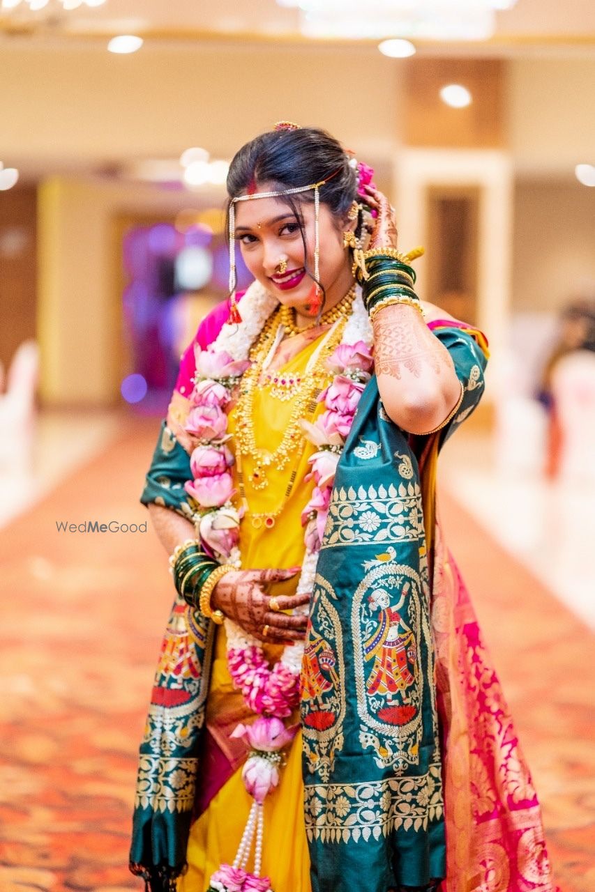 Photo By Makeovers by Deepali Nawale - Bridal Makeup