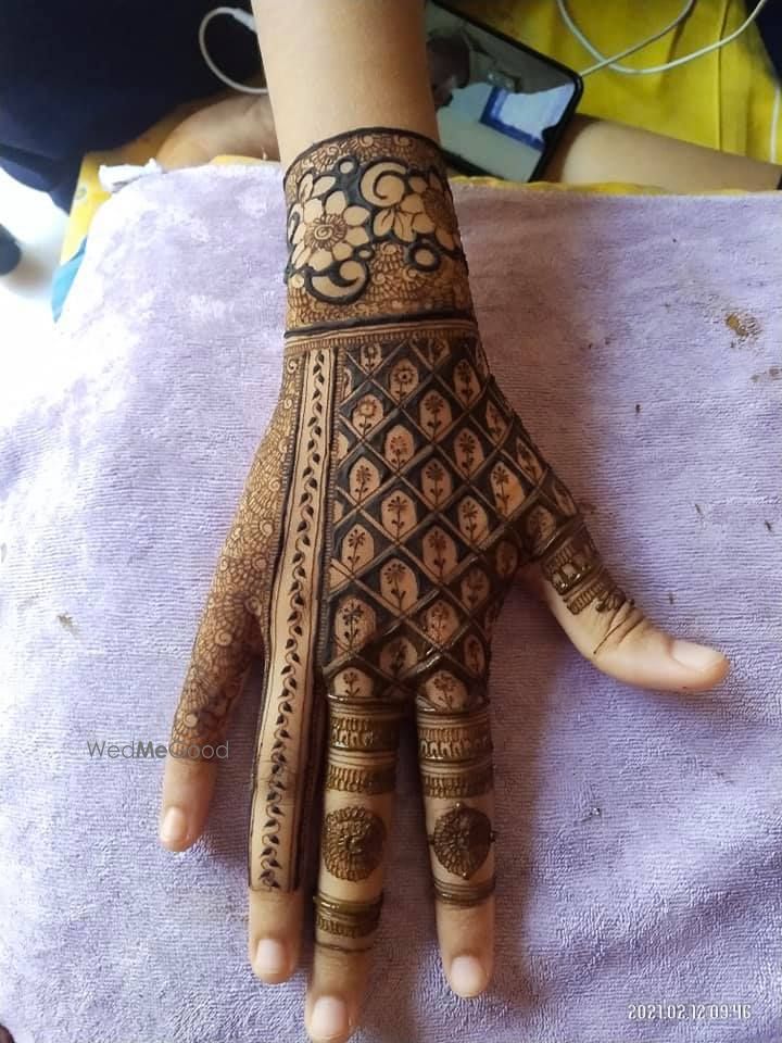 Photo By Mehndi by Laxmi - Mehendi Artist