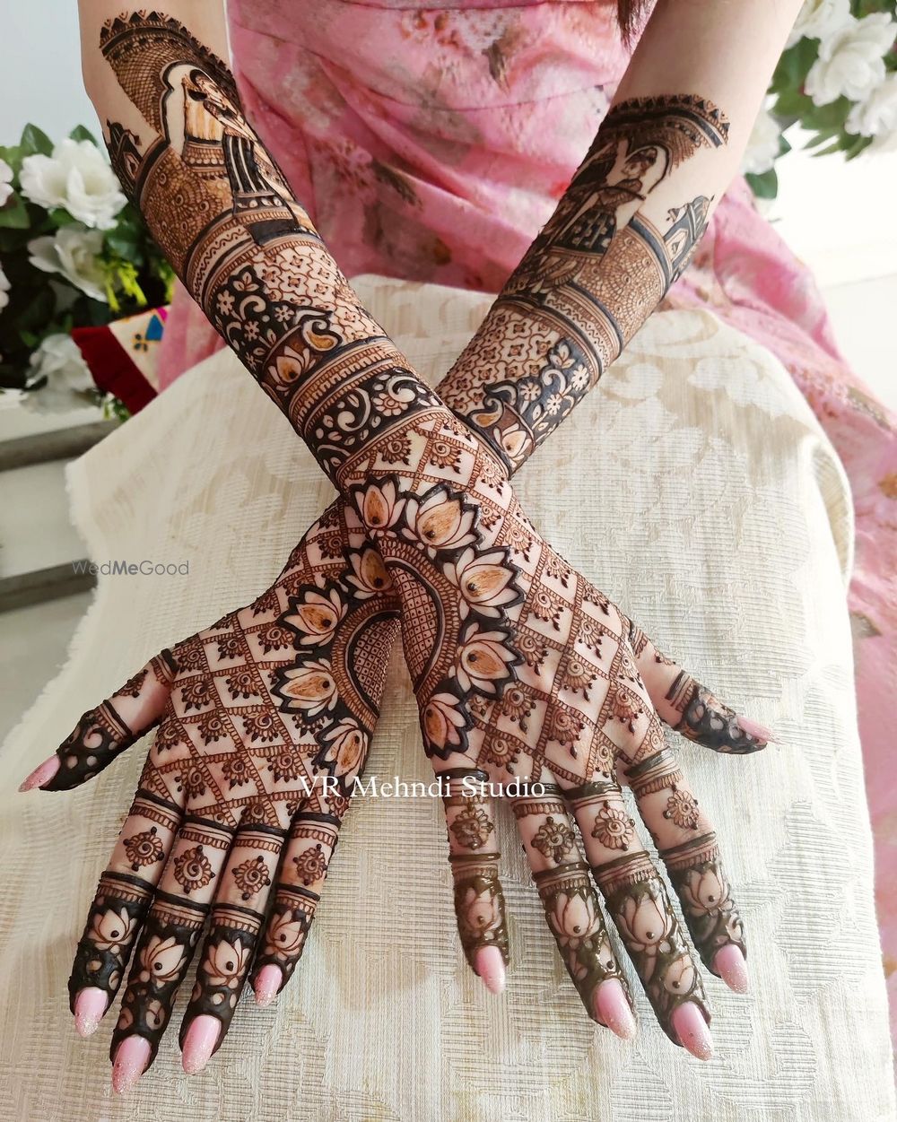 Photo By VR Mehndi Studio Rajkot - Mehendi Artist