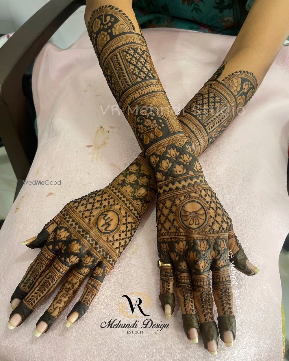 Photo By VR Mehndi Studio Rajkot - Mehendi Artist