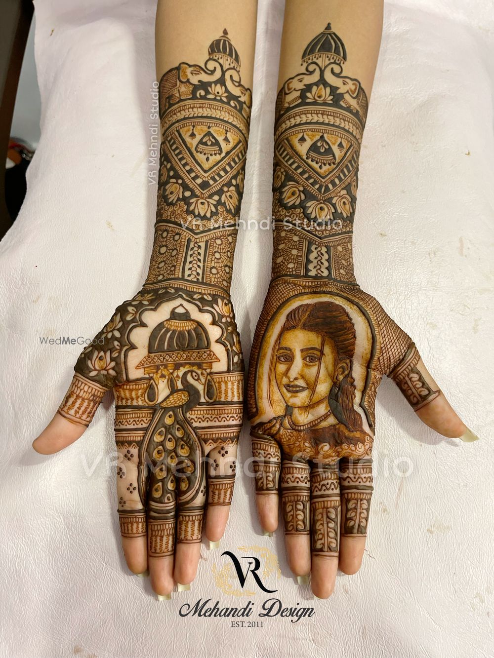 Photo By VR Mehndi Studio Rajkot - Mehendi Artist