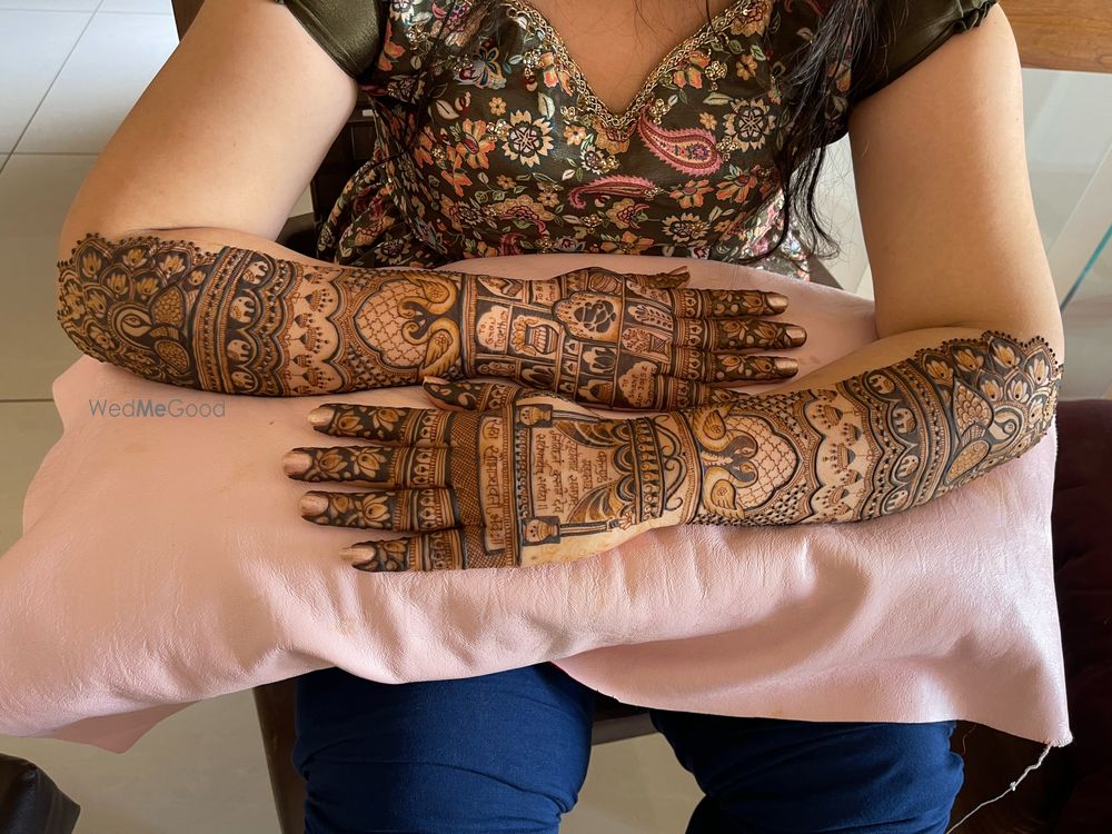 Photo By VR Mehndi Studio Rajkot - Mehendi Artist