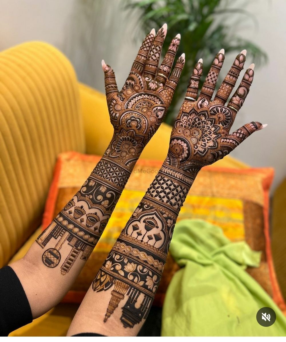 Photo By Ravi Mehandi Art - Mehendi Artist