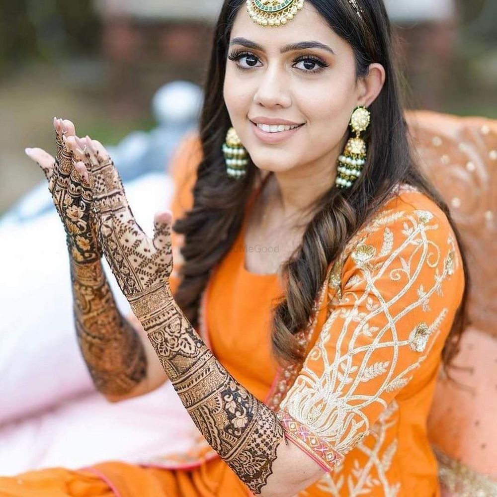 Photo By Ravi Mehandi Art - Mehendi Artist