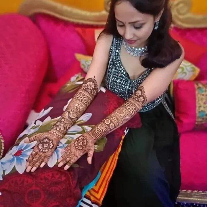 Photo By Ravi Mehandi Art - Mehendi Artist