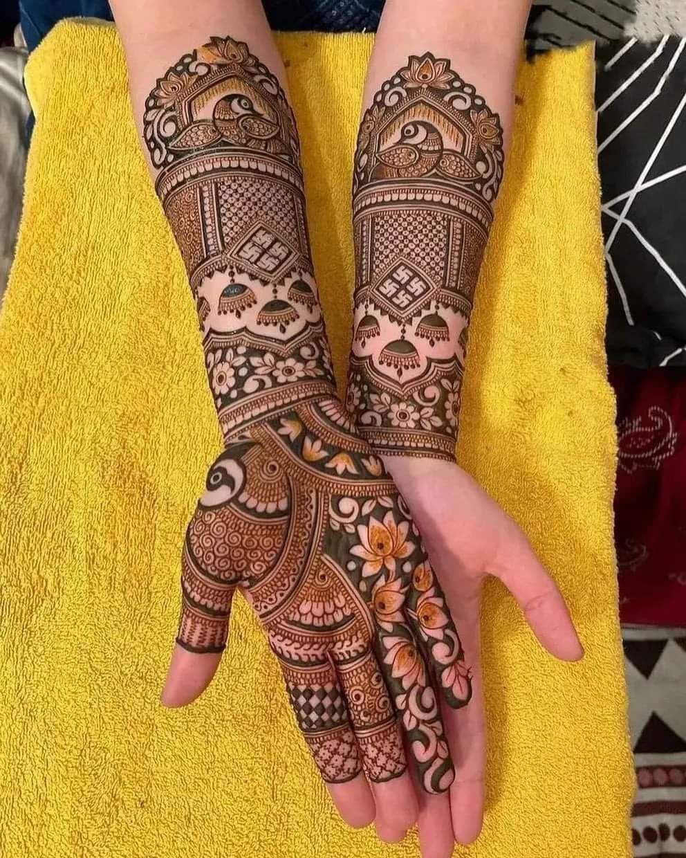 Photo By Ravi Mehandi Art - Mehendi Artist