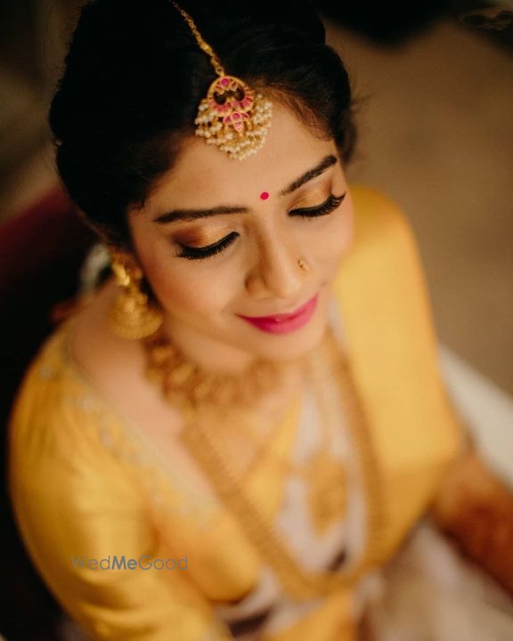 Photo By Mahe Makeup Artist - Bridal Makeup