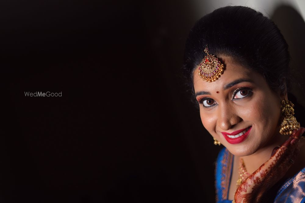 Photo By Aita Makeovers - Bridal Makeup