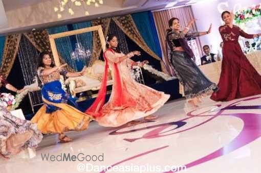 Photo By Dance Asia Plus - Sangeet Choreographer