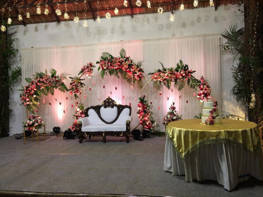 Photo By Avenues Weddings and Events - Decorators