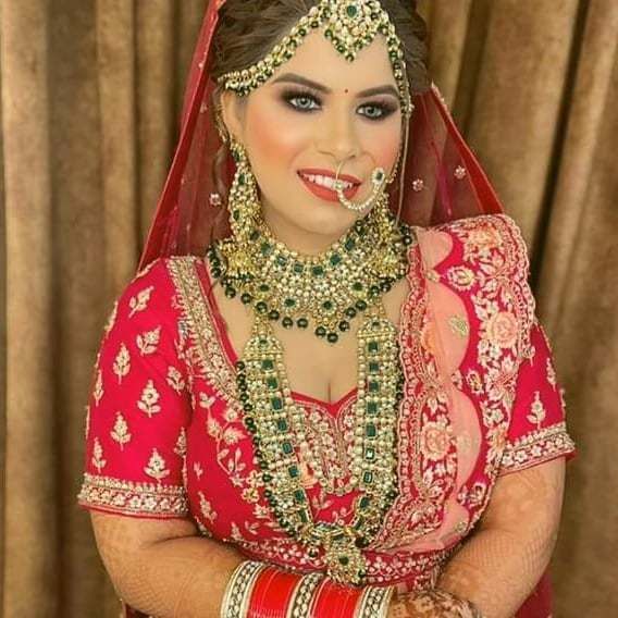 Photo By Looks Beauty Parlour - Bridal Makeup