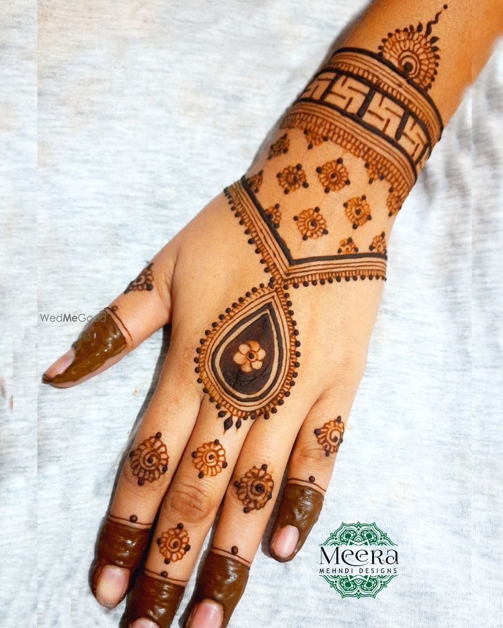 Photo By Meera Mehndi Designs - Mehendi Artist