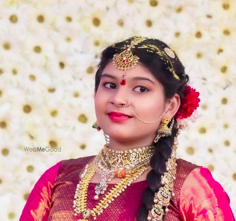 Photo By Swetha Makeovers - Bridal Makeup