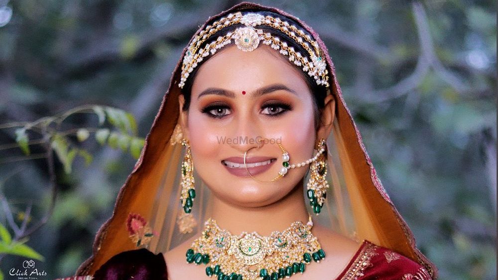 Ayushi Singh Chandel Makeup