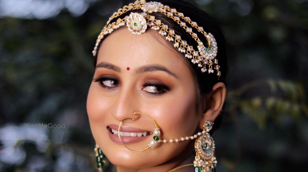 Ayushi Singh Chandel Makeup