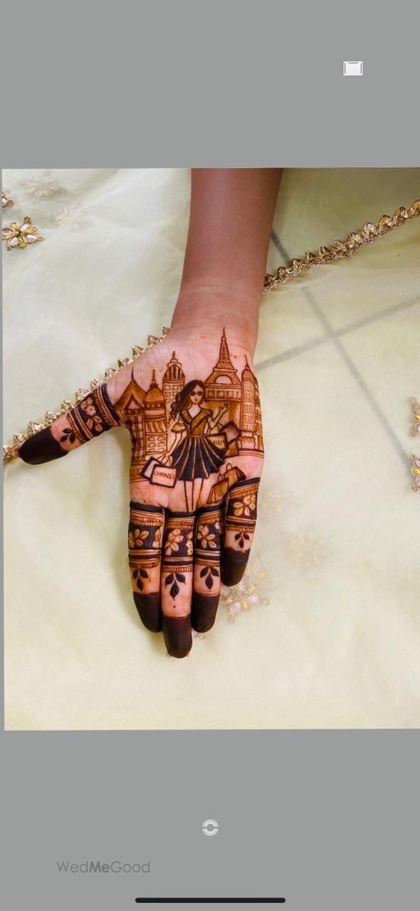 Photo By Simmys The Art Studio - Mehendi Artist
