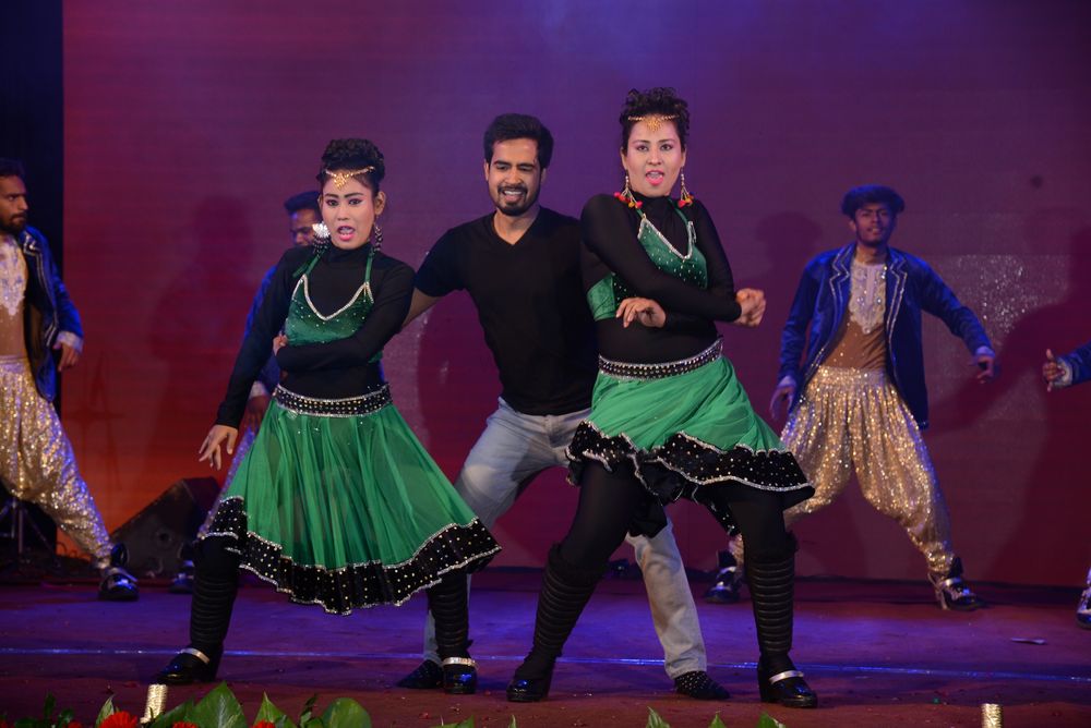 Photo By The Eight Count Dance Company - Sangeet Choreographer