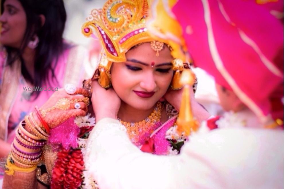 Photo By Weddwing.com - Photographers