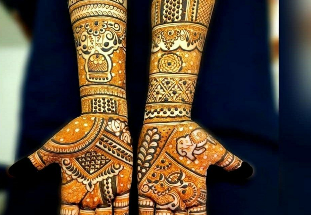 Jaipuri Mehandi Artist