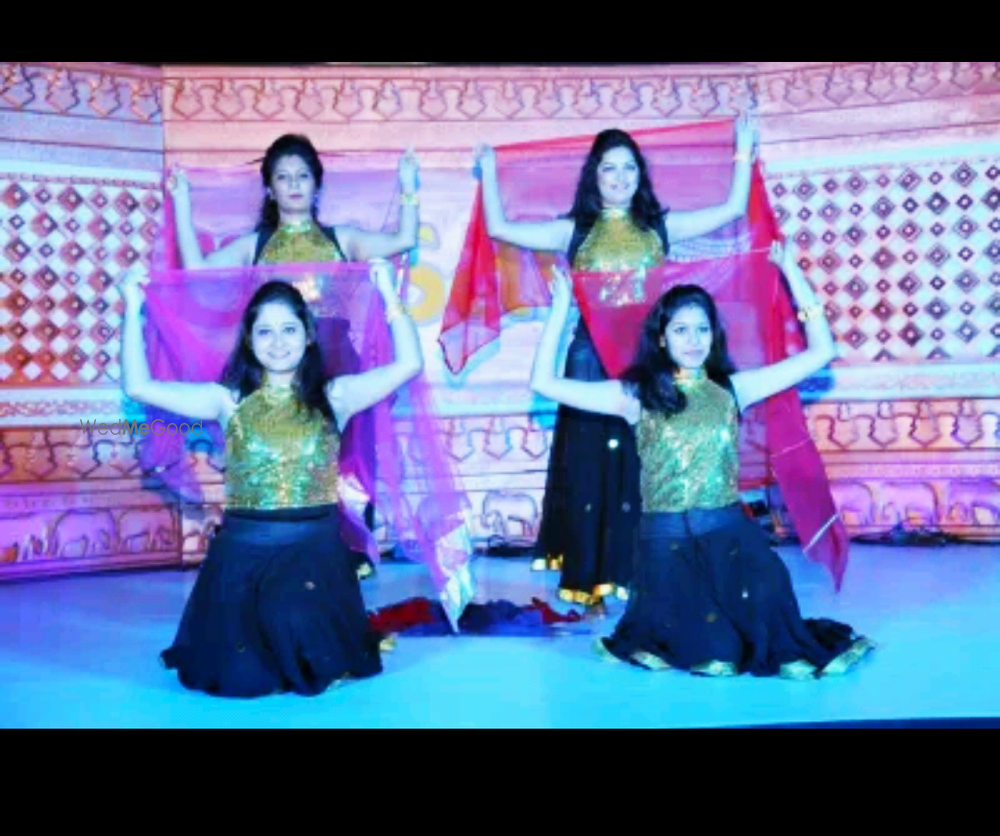 Photo By Lets Nacho - Sangeet Choreographer