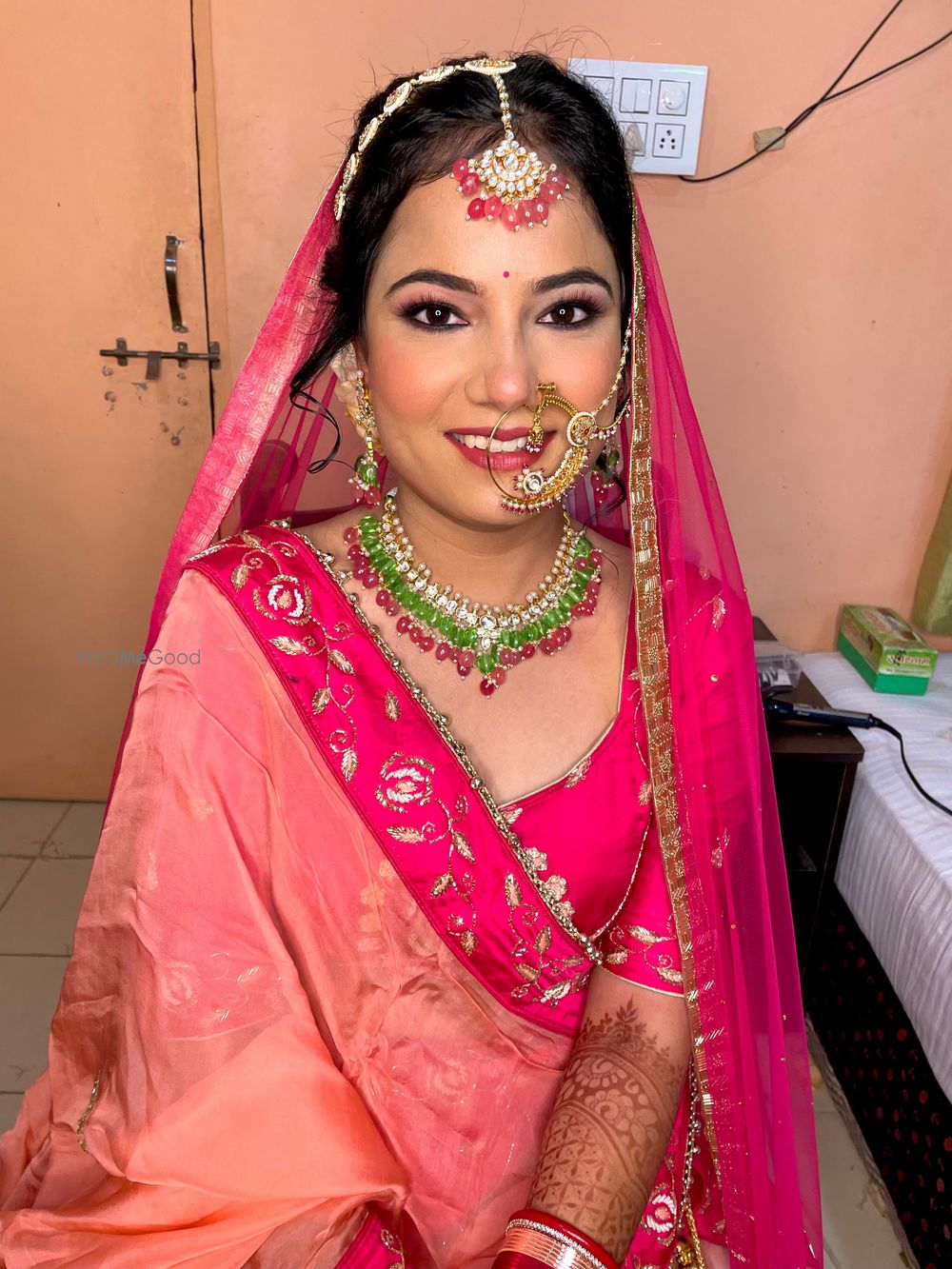 Photo By Makeovers By Ishu - Bridal Makeup