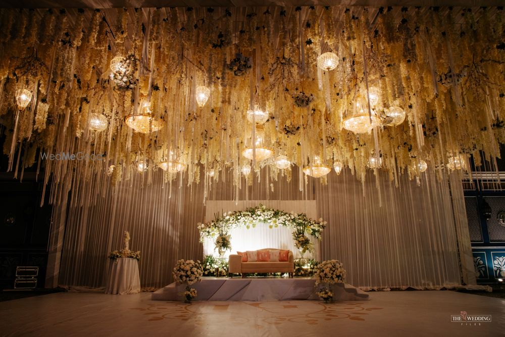 Photo By Select Weddings - Decorators