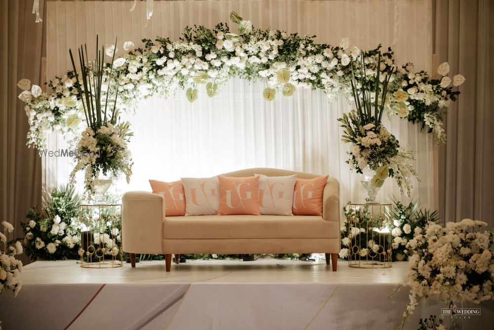 Photo By Select Weddings - Decorators