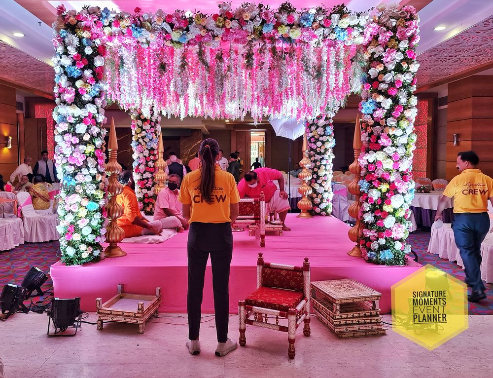 Photo By Signature Moments Event Planner - Decorators