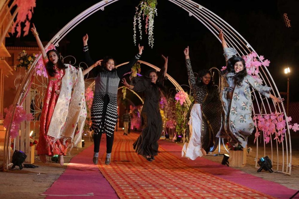 Photo By Pooja Rathi - Sangeet Choreographer