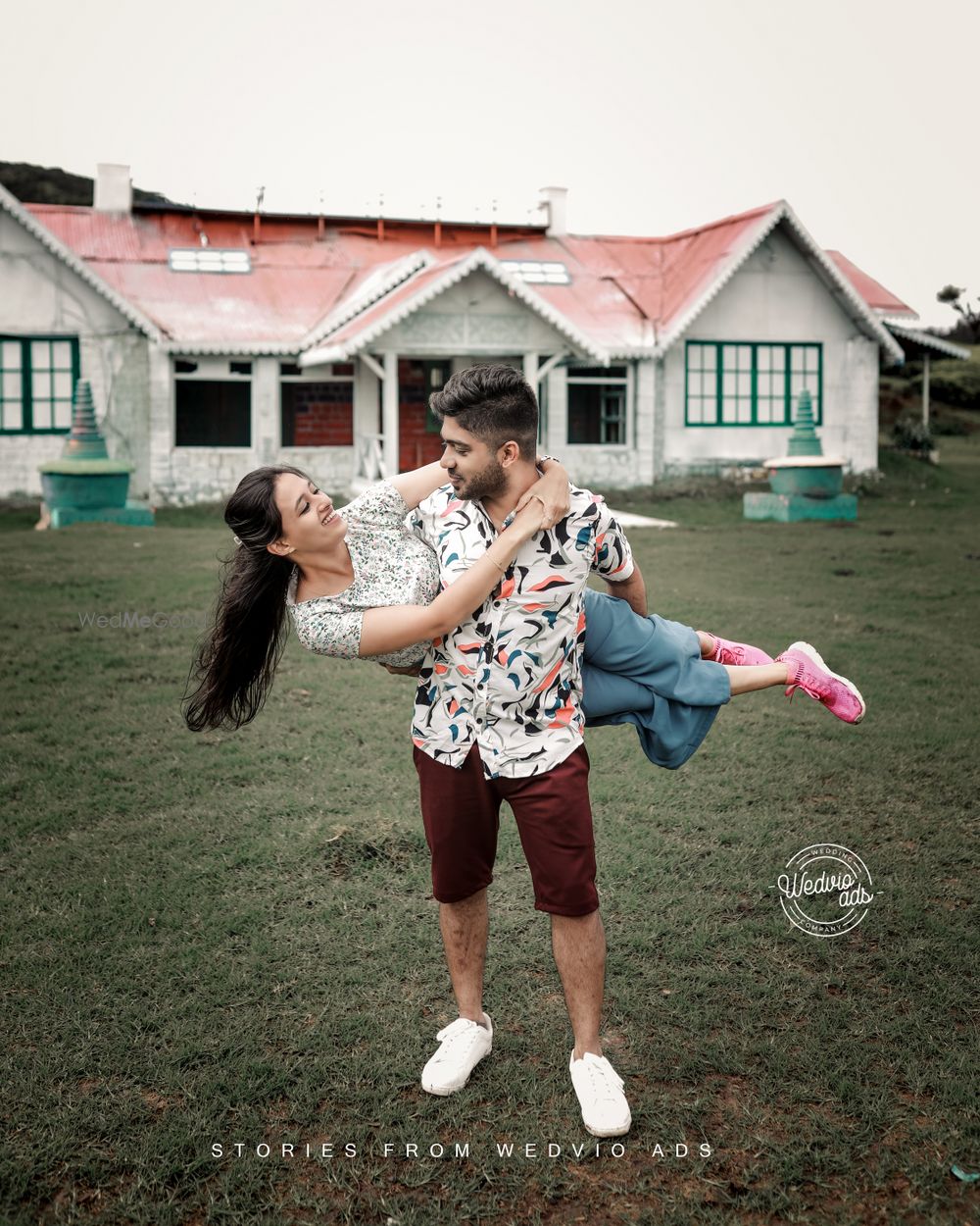 Photo By Wedvio Ads Wedding Company - Photographers