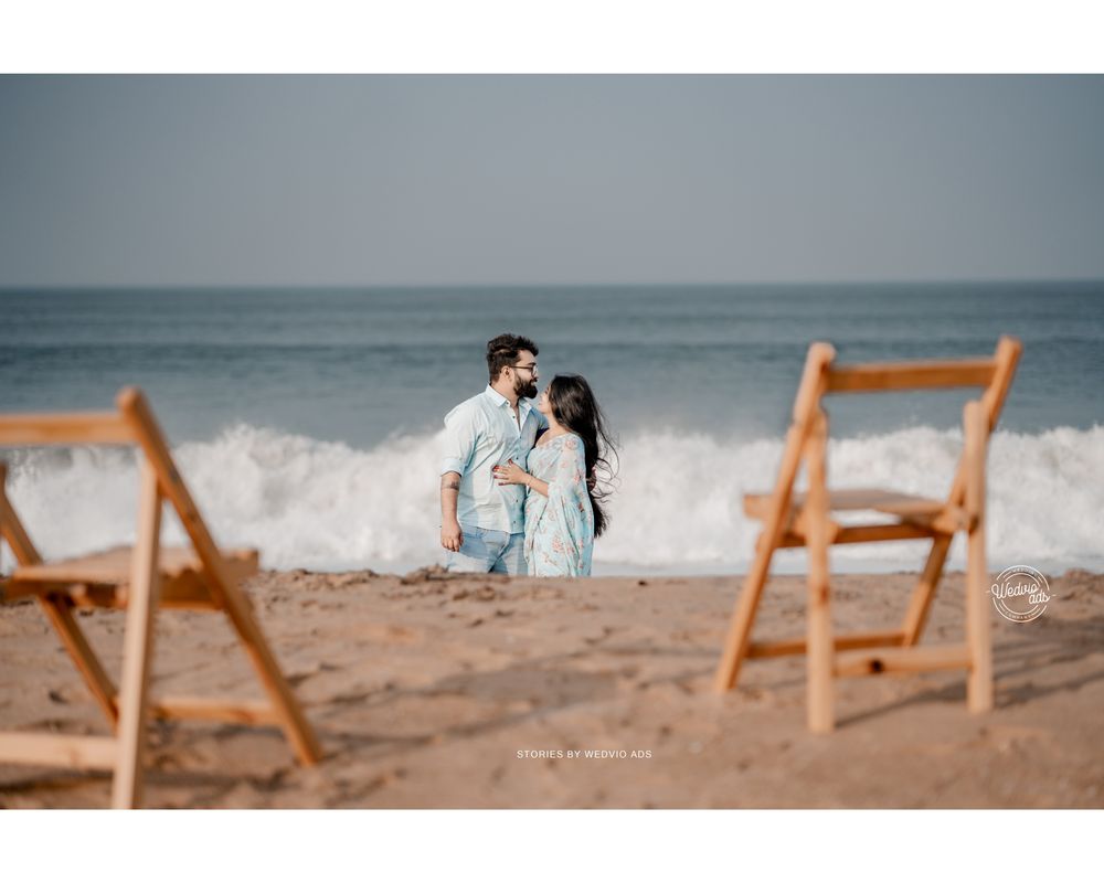 Photo By Wedvio Ads Wedding Company - Photographers