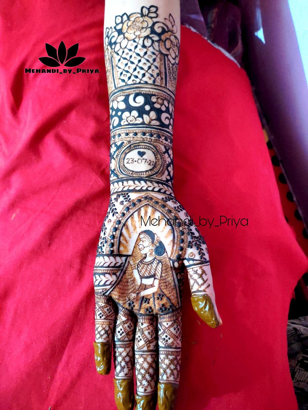 Photo By Mehandi by Priya - Mehendi Artist