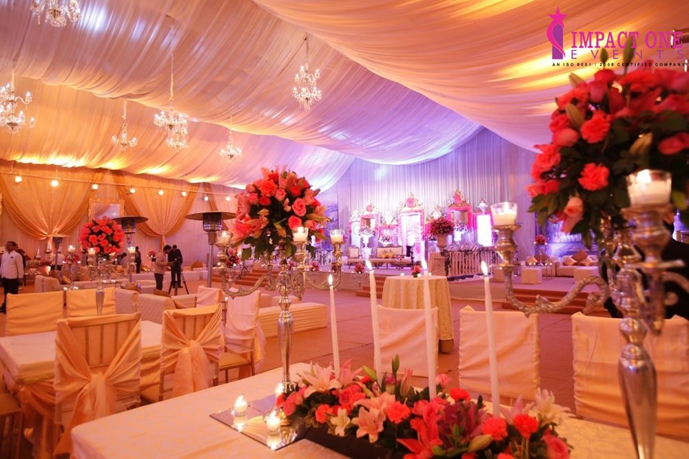 Photo of white and pink theme wedding decor