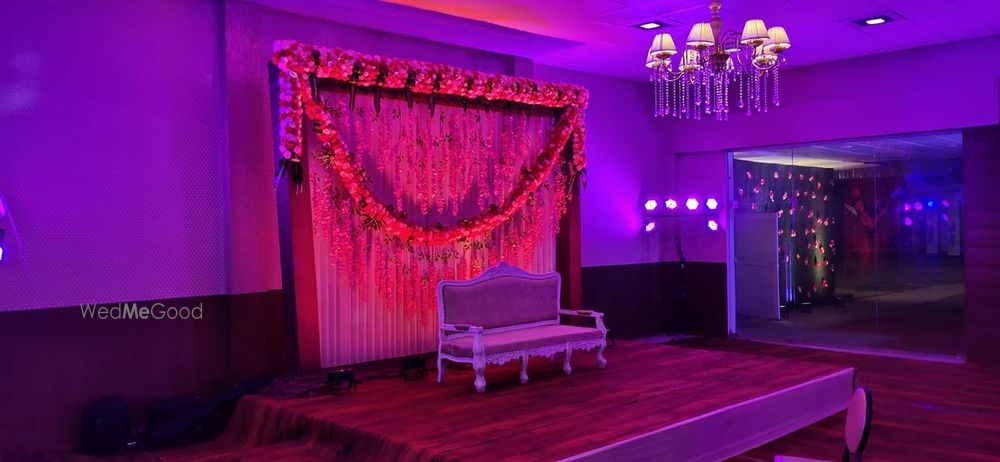 Photo By Queens Lawn and Banquet - Venues